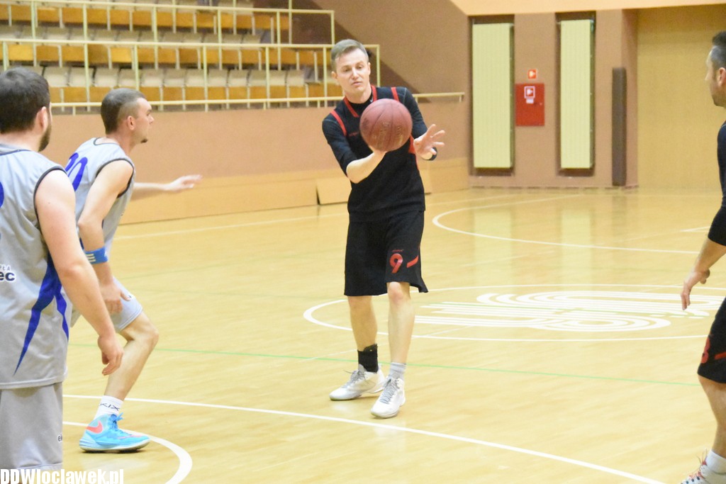 WLKA: Ekoryniec - Basket Rypin