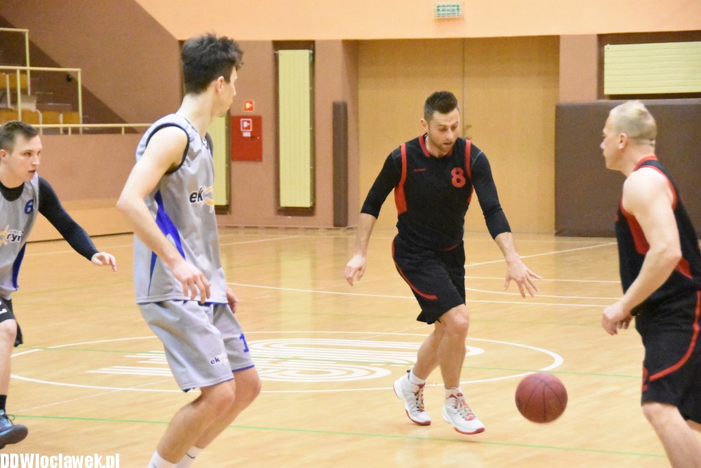 WLKA: Ekoryniec - Basket Rypin