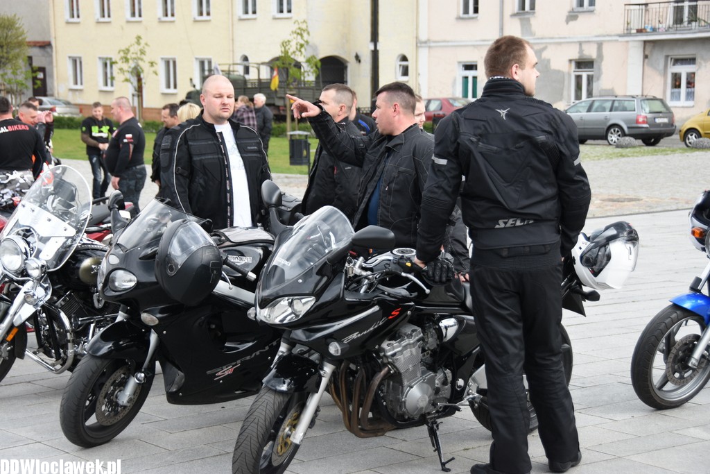 Motostarter na Starym Rynku