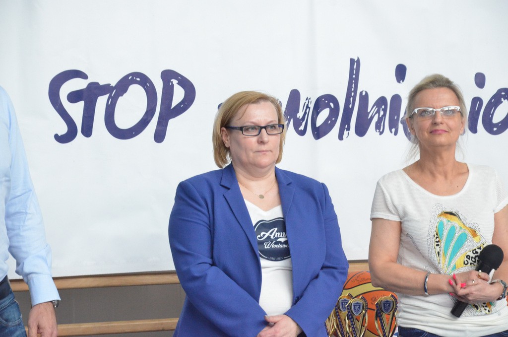 Koszykarz Anwilu na lekcji w SP23