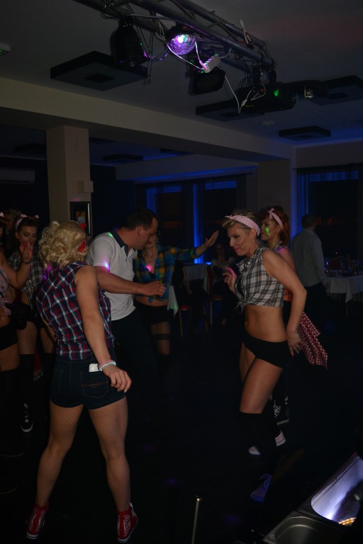 Pin Up Party w Garage Hotel