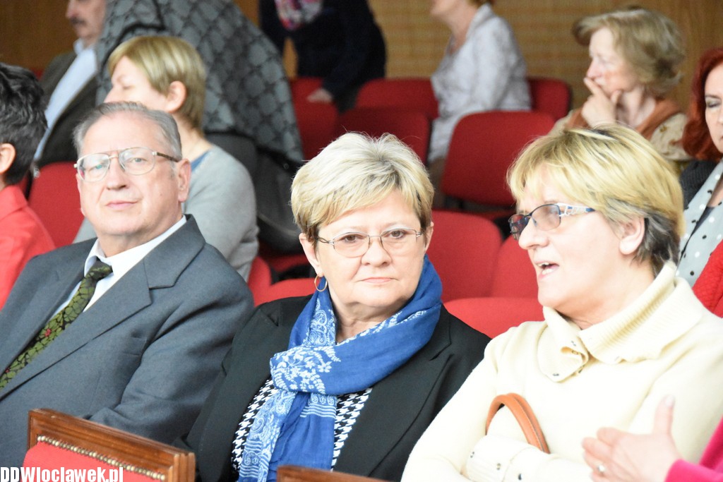 Barwy muzyki pieśnią malowane