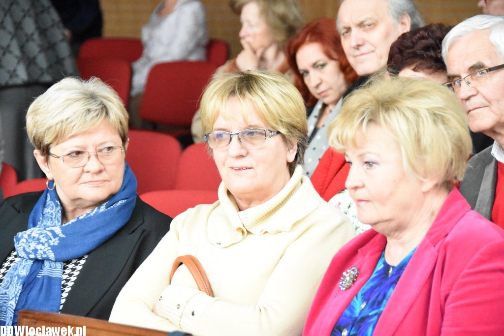 Barwy muzyki pieśnią malowane