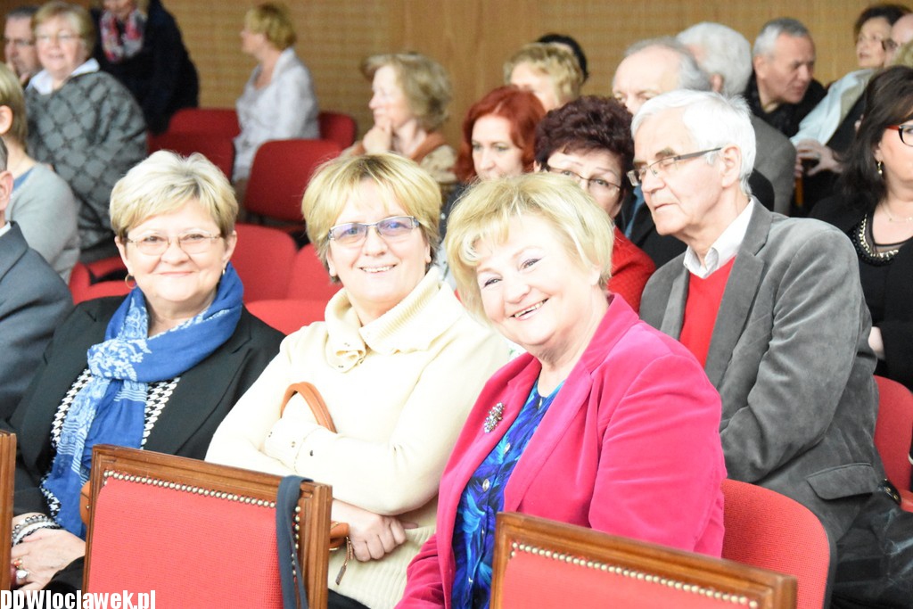 Barwy muzyki pieśnią malowane