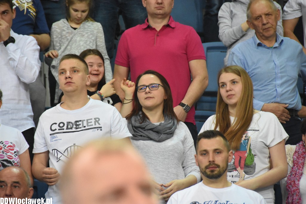 Kibice na Meczu Anwil - Wilki