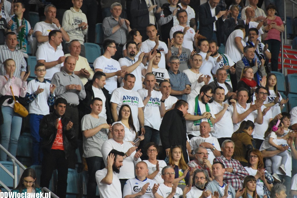 Kibice na Meczu Anwil - Wilki