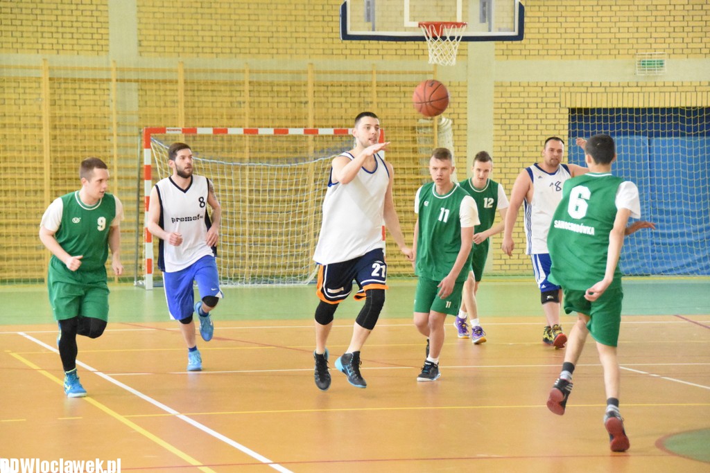 Mecz absolwentów Samochodówki