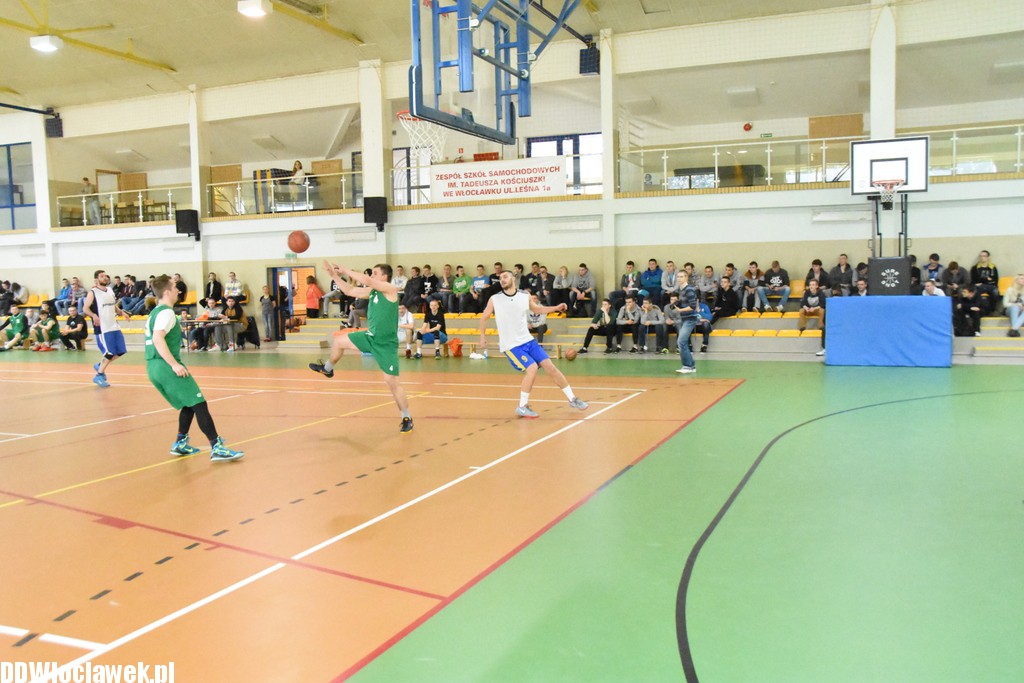 Mecz absolwentów Samochodówki