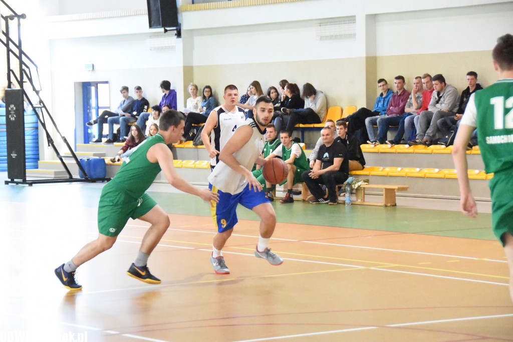 Mecz absolwentów Samochodówki