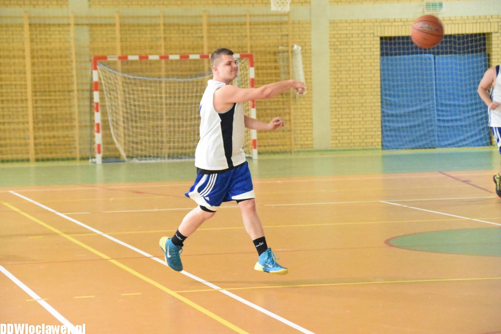 Mecz absolwentów Samochodówki