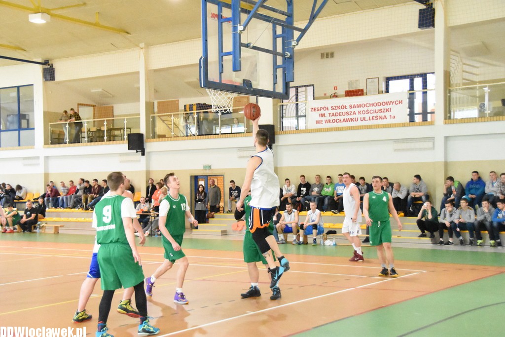 Mecz absolwentów Samochodówki