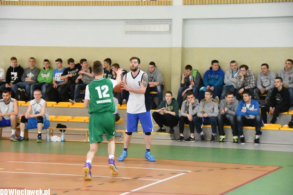 Mecz absolwentów Samochodówki