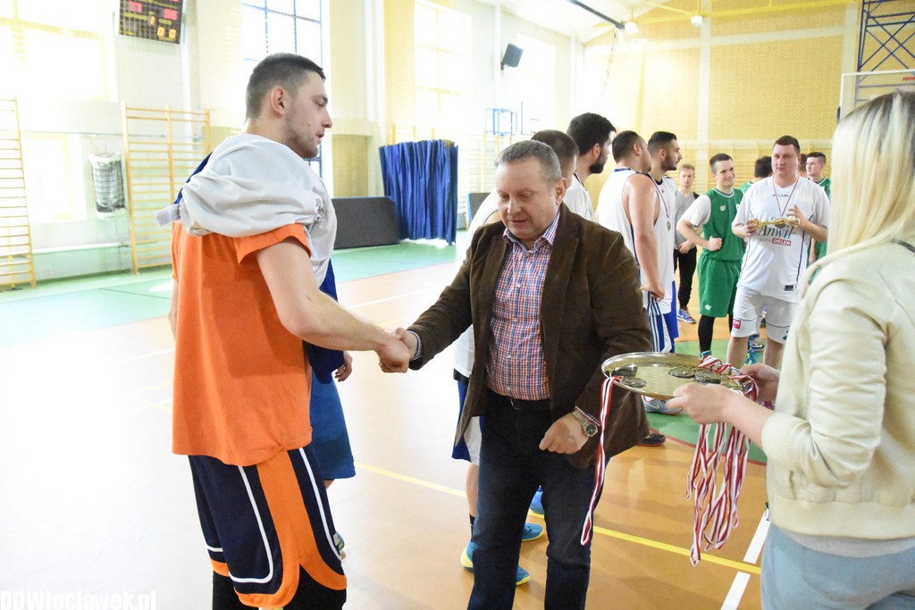 Mecz absolwentów Samochodówki