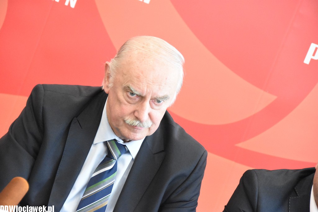 Konferencja prasowa na stadionie
