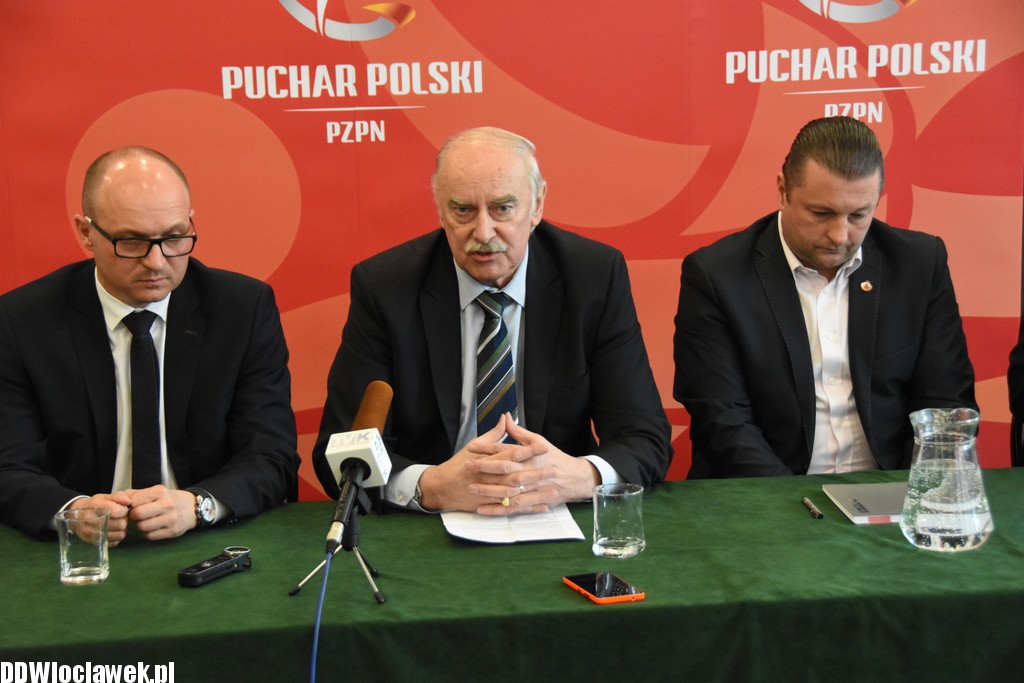 Konferencja prasowa na stadionie
