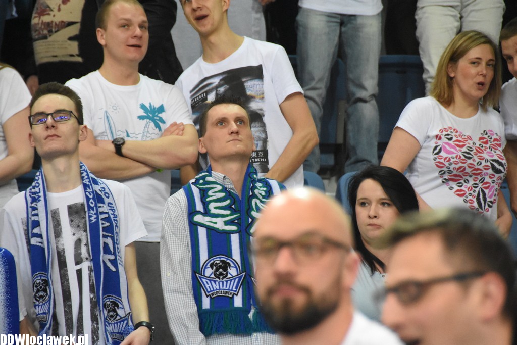 Kibice na Meczu Anwil - Wilki