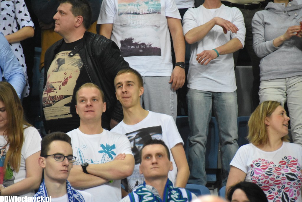 Kibice na Meczu Anwil - Wilki