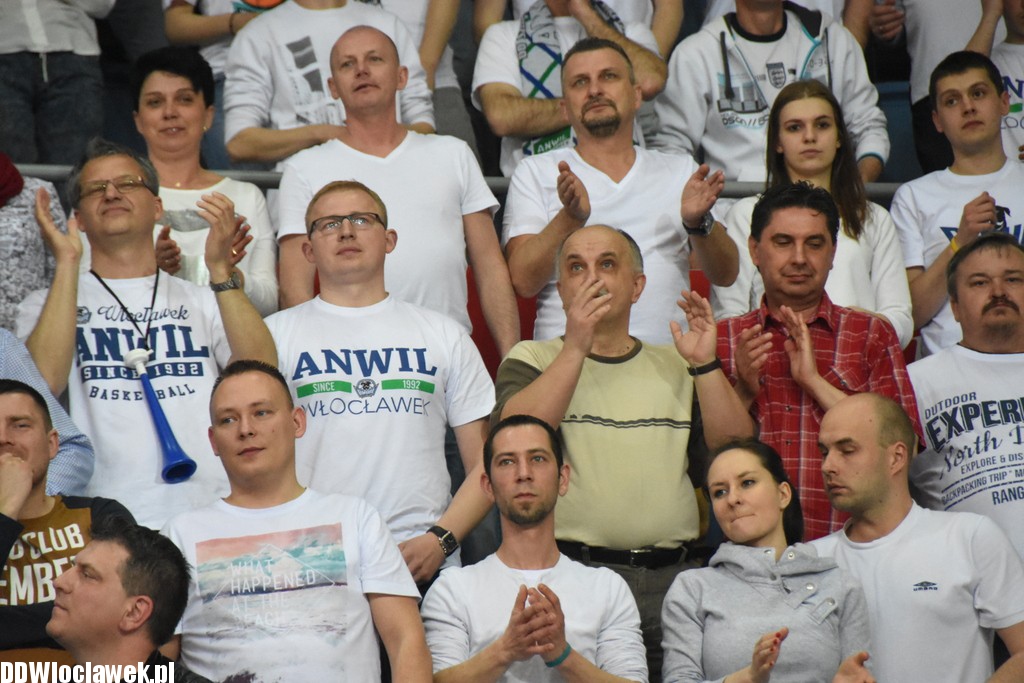 Kibice na Meczu Anwil - Wilki