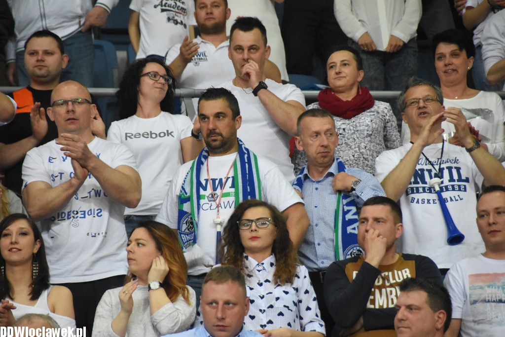 Kibice na Meczu Anwil - Wilki