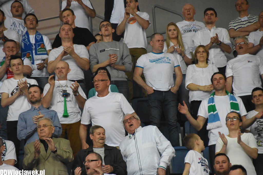 Kibice na Meczu Anwil - Wilki