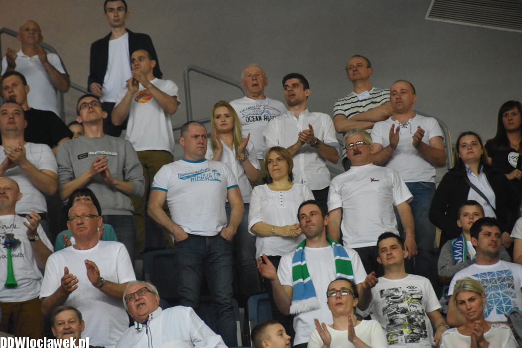 Kibice na Meczu Anwil - Wilki
