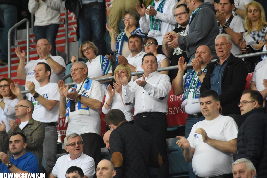 Kibice na Meczu Anwil - Wilki