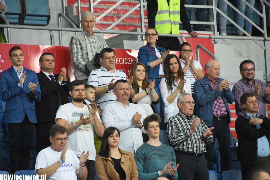 Kibice na Meczu Anwil - Wilki