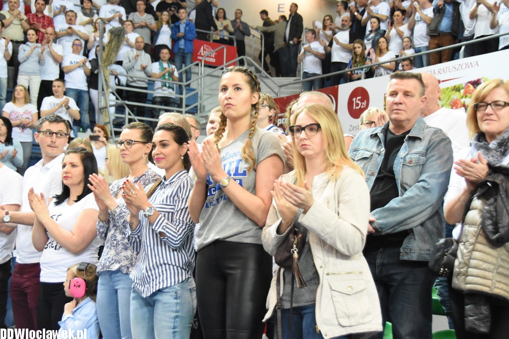Kibice na Meczu Anwil - Wilki