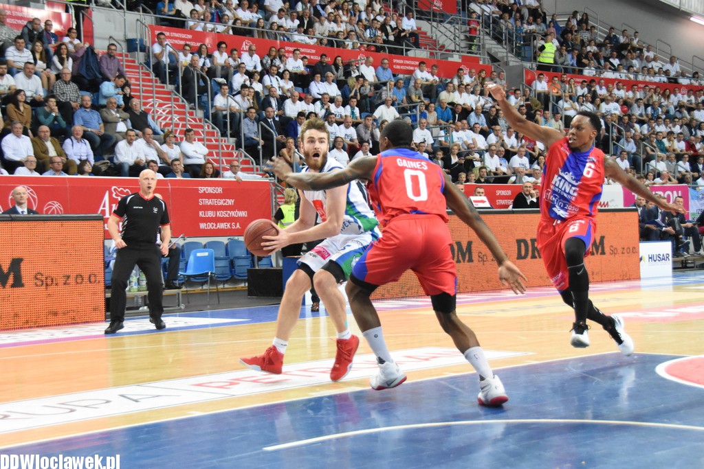 Anwil Włocławek - Wilki Morskie 68:50