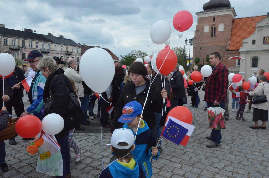 Dzień Flagi na placu Wolności