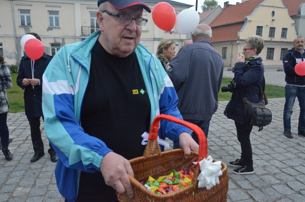 Dzień Flagi na placu Wolności