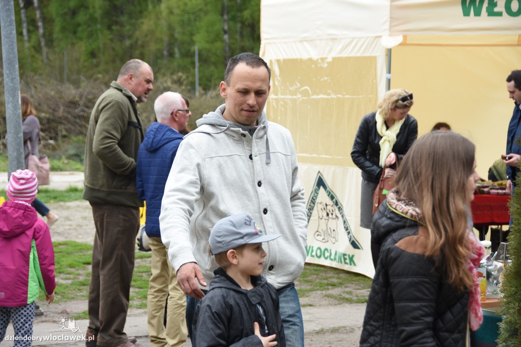 Piknik w schronisku dla zwierząt