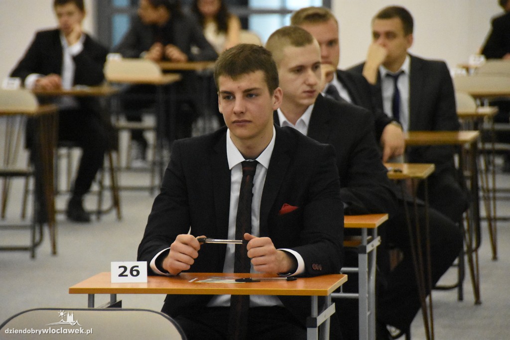 Matura z języka polskiego w ZST