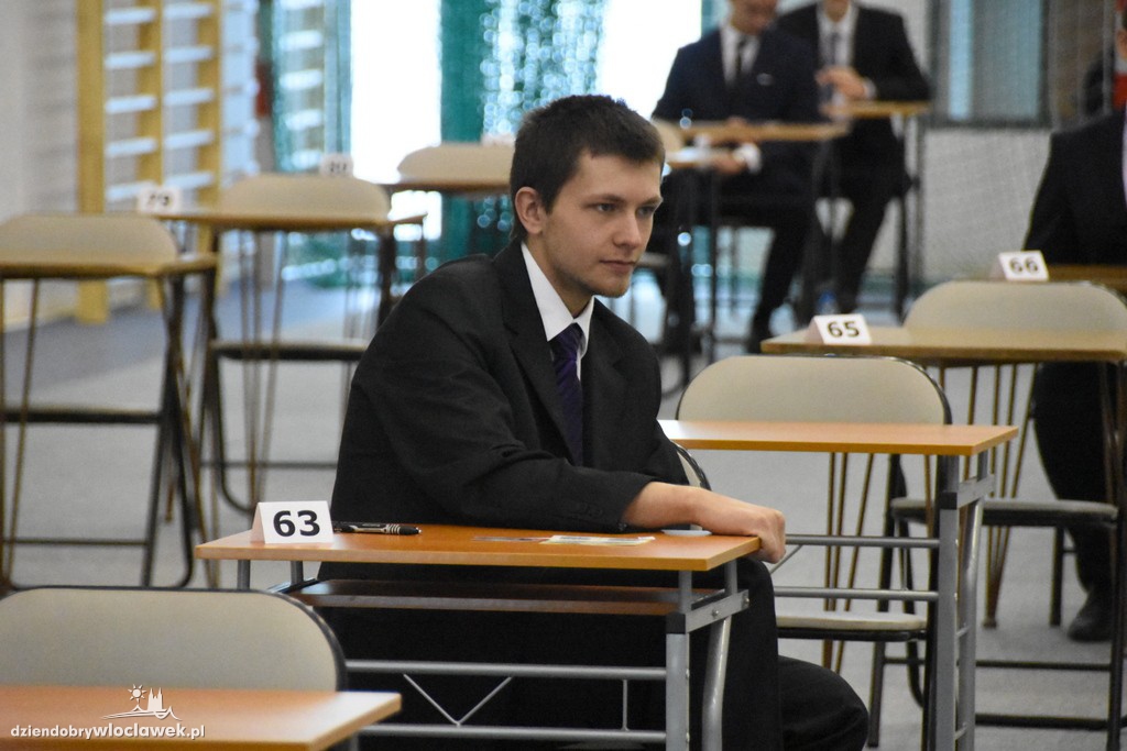 Matura z języka polskiego w ZST
