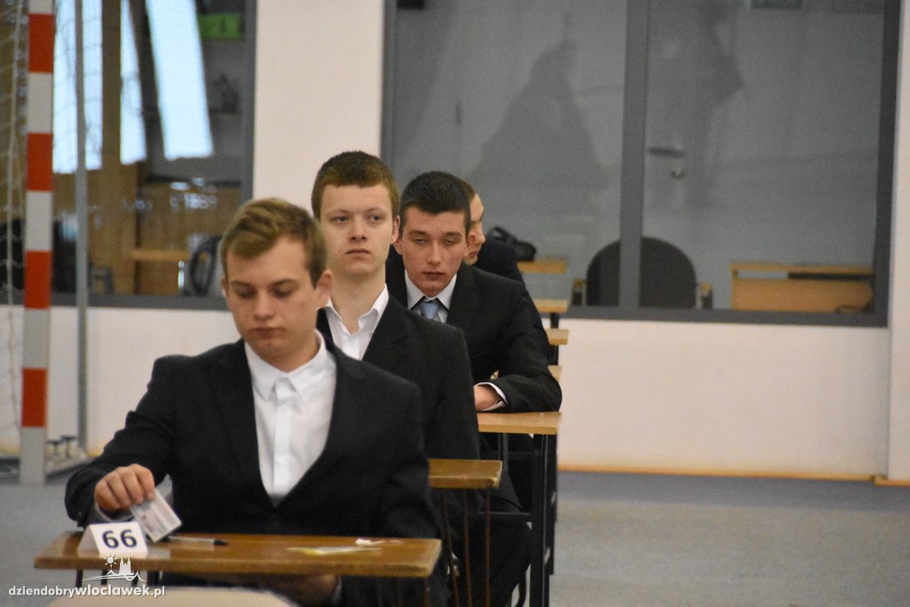 Matura z języka polskiego w ZST