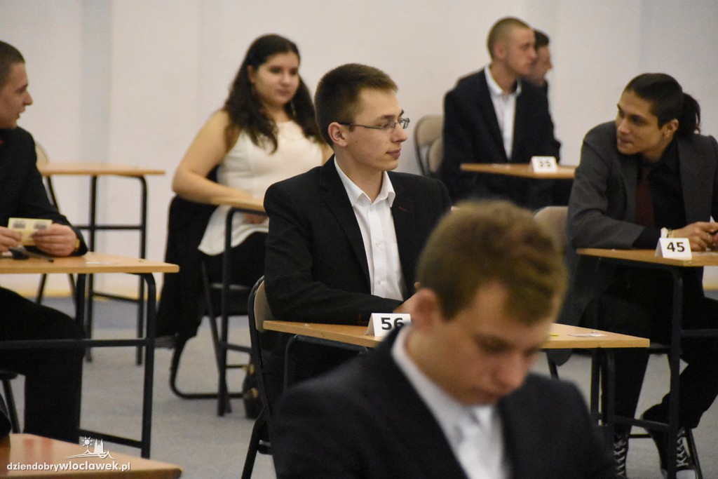 Matura z języka polskiego w ZST