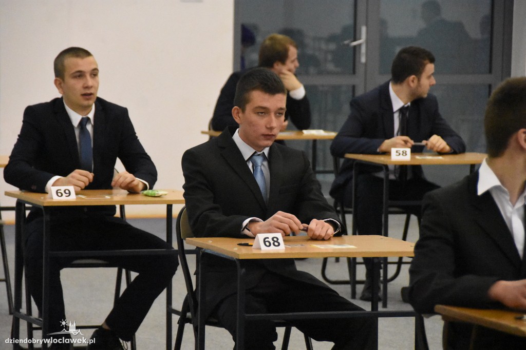 Matura z języka polskiego w ZST