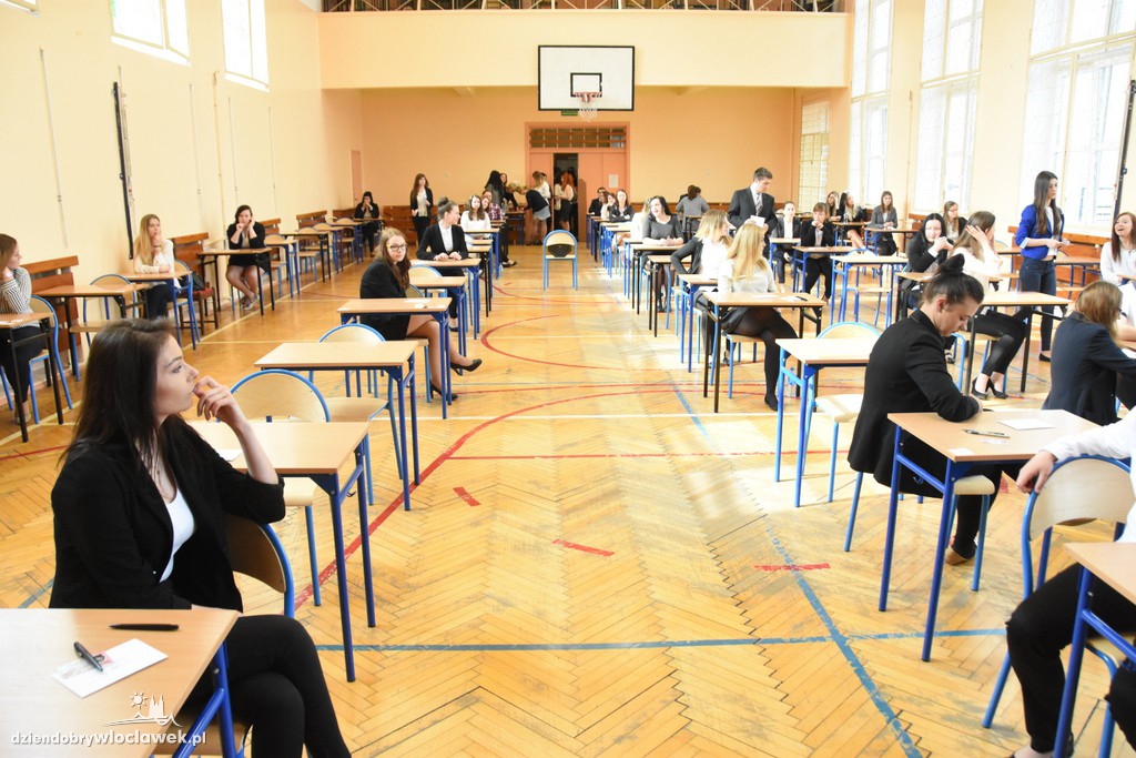 Matura z języka polskiego w ZSCh
