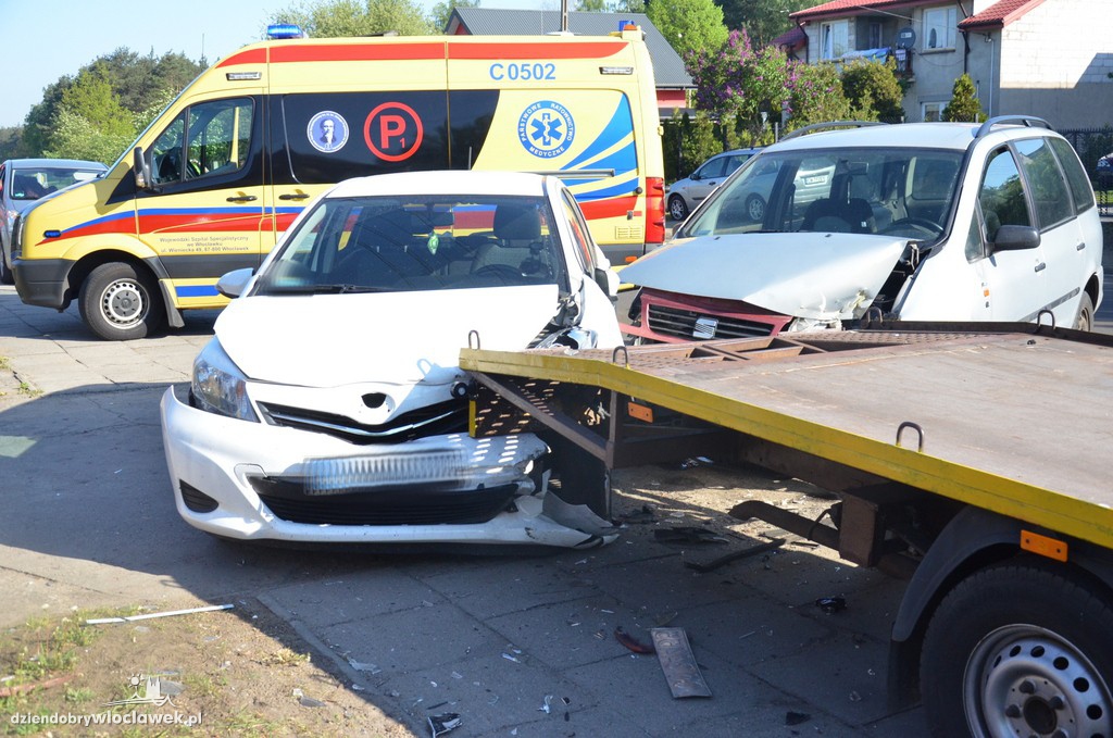 Kolizja trzech aut na Grodzkiej