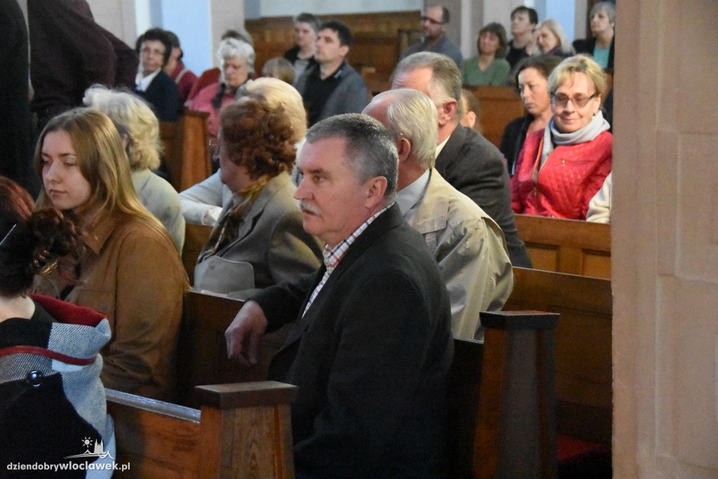 Koncert w kościele w Kruszynie