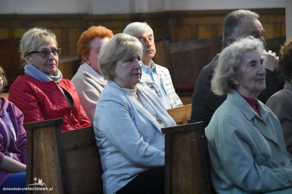 Koncert w kościele w Kruszynie