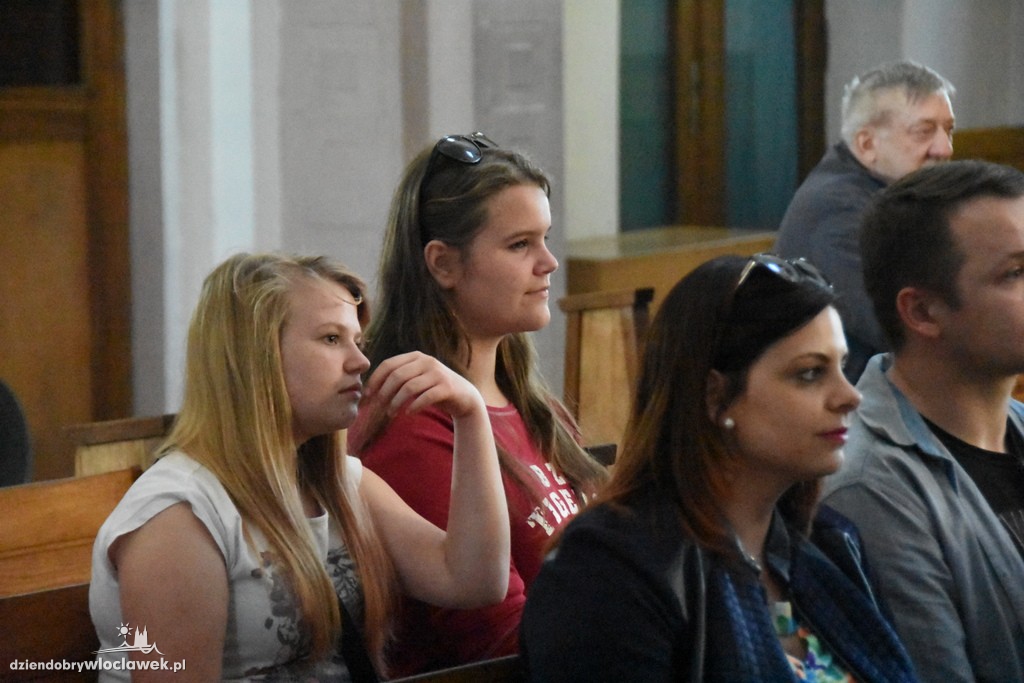 Koncert w kościele w Kruszynie