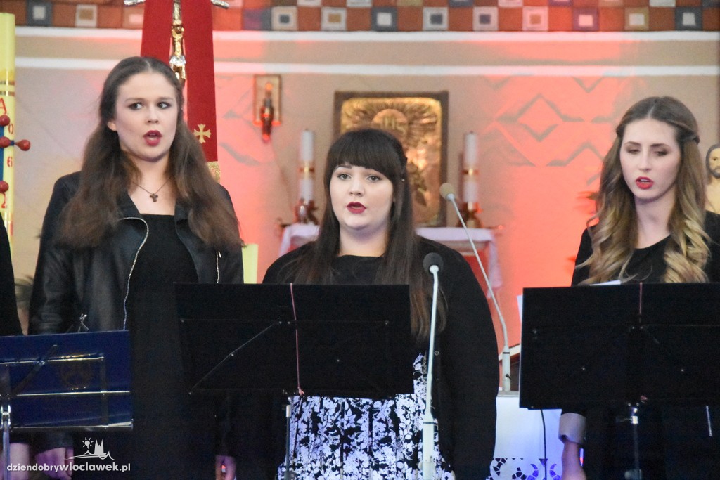 Koncert w kościele w Kruszynie