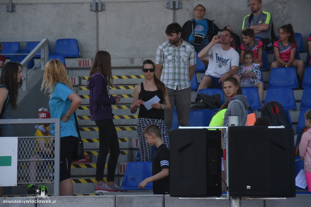 Meeting lekkoatletyczny na stadionie