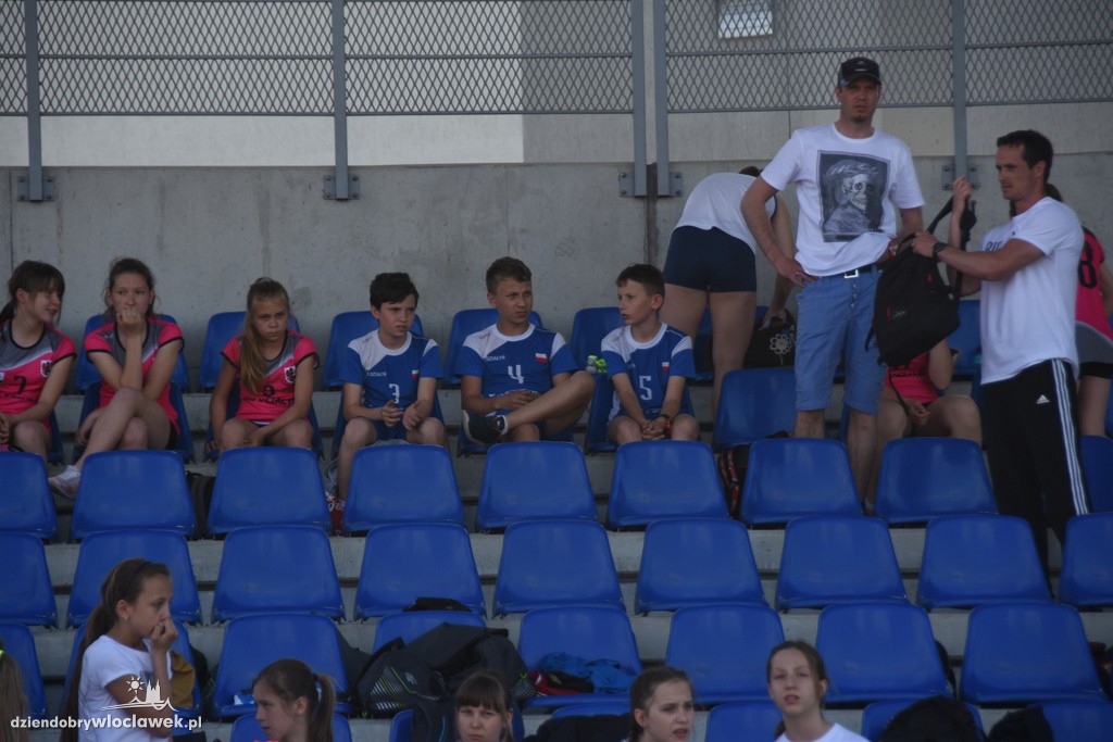 Meeting lekkoatletyczny na stadionie