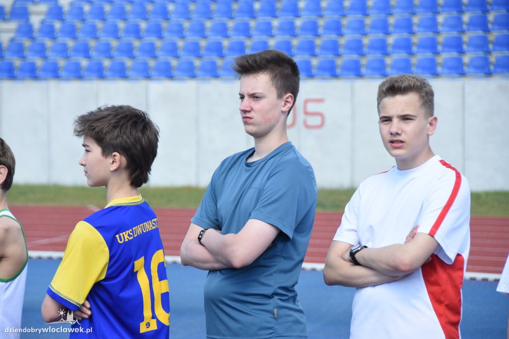 Meeting lekkoatletyczny na stadionie