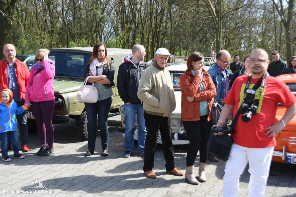 Piknik motoryzacyjny w klubie Łęg