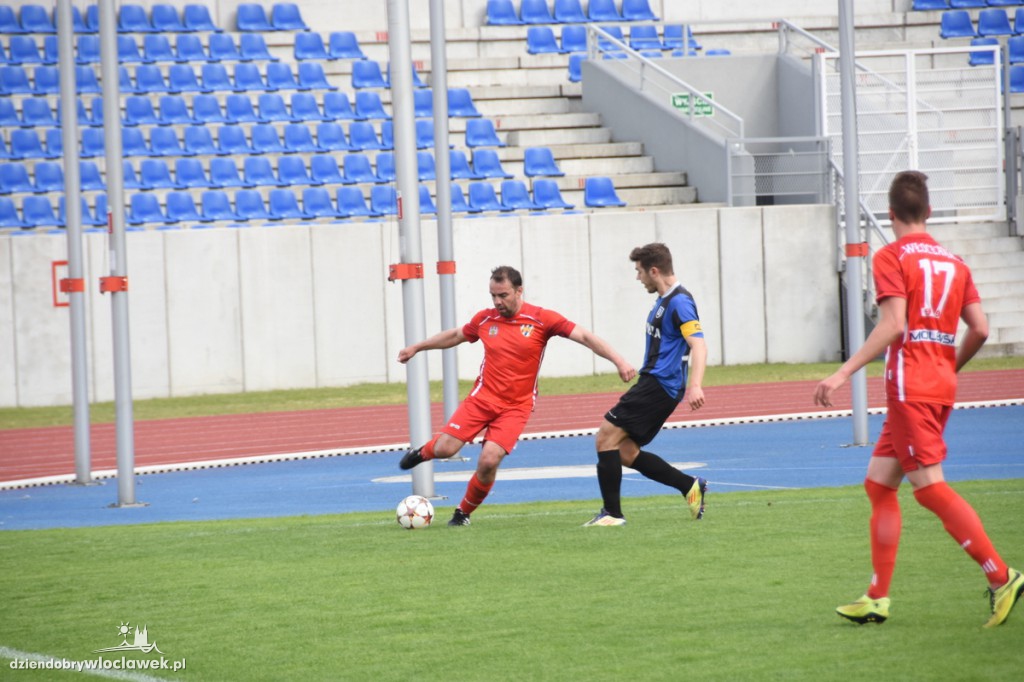 Wloclavia - Zawisza II Bydgoszcz