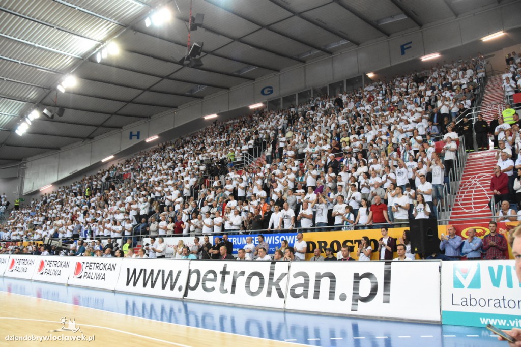 Kibice na meczu Anwil - Rosa Radom