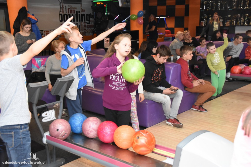 Nauka gry w kręgle w Sportbowling